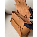 𝐂𝐞𝐥𝐢𝐧𝐞 Belt Bag Catfish Bag Small Grained Calfskin