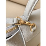 𝐂𝐞𝐥𝐢𝐧𝐞 𝐛𝐞𝐥𝐭 𝐩𝐢𝐜𝐨 𝟏𝟔𝐜𝐦 Grained Calfskin Bag