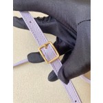 𝐂𝐞𝐥𝐢𝐧𝐞 𝐛𝐞𝐥𝐭 𝐩𝐢𝐜𝐨 𝟏𝟔𝐜𝐦 Grained Calfskin Bag