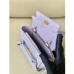 𝐂𝐞𝐥𝐢𝐧𝐞 𝐛𝐞𝐥𝐭 𝐩𝐢𝐜𝐨 𝟏𝟔𝐜𝐦 Grained Calfskin Bag