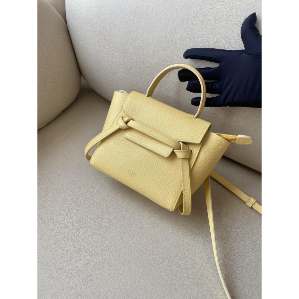 𝐂𝐞𝐥𝐢𝐧𝐞 𝐛𝐞𝐥𝐭 𝐩𝐢𝐜𝐨 𝟏𝟔𝐜𝐦 Grained Calfskin Bag