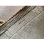 𝐂𝐞𝐥𝐢𝐧𝐞 𝐛𝐞𝐥𝐭 𝐩𝐢𝐜𝐨 𝟏𝟔𝐜𝐦 Grained Calfskin Bag