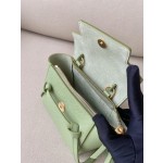 𝐂𝐞𝐥𝐢𝐧𝐞 𝐛𝐞𝐥𝐭 𝐩𝐢𝐜𝐨 𝟏𝟔𝐜𝐦 Grained Calfskin Bag