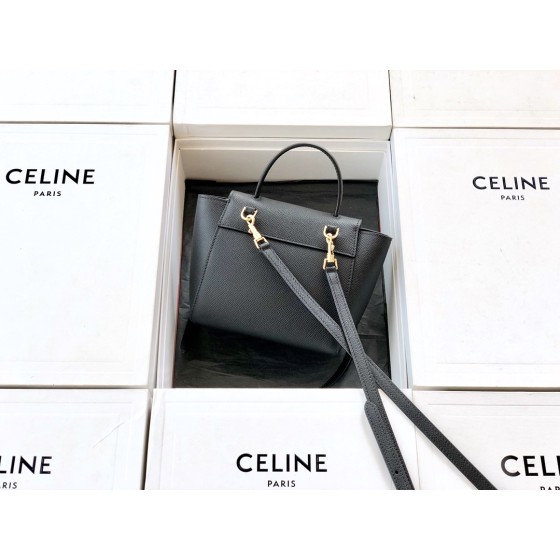 𝐂𝐞𝐥𝐢𝐧𝐞 𝐛𝐞𝐥𝐭 𝐩𝐢𝐜𝐨 𝟏𝟔𝐜𝐦 Grained Calfskin Bag