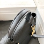 𝐂𝐞𝐥𝐢𝐧𝐞 𝐛𝐞𝐥𝐭 𝐩𝐢𝐜𝐨 𝟏𝟔𝐜𝐦 Grained Calfskin Bag