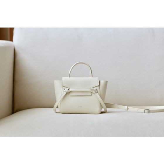 𝐂𝐞𝐥𝐢𝐧𝐞 𝐛𝐞𝐥𝐭 𝐩𝐢𝐜𝐨 𝟏𝟔𝐜𝐦 Grained Calfskin Bag