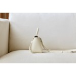 𝐂𝐞𝐥𝐢𝐧𝐞 𝐛𝐞𝐥𝐭 𝐩𝐢𝐜𝐨 𝟏𝟔𝐜𝐦 Grained Calfskin Bag