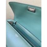 𝐂𝐞𝐥𝐢𝐧𝐞 CLASSIC