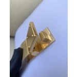 𝐂𝐞𝐥𝐢𝐧𝐞 Box Teen bag in polished calfskin