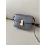 𝐂𝐞𝐥𝐢𝐧𝐞 Box Teen bag in polished calfskin