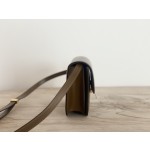 𝐂𝐞𝐥𝐢𝐧𝐞 Box Teen bag in polished calfskin