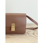 𝐂𝐞𝐥𝐢𝐧𝐞 Box Teen bag in polished calfskin