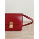 𝐂𝐞𝐥𝐢𝐧𝐞 Box Teen bag in polished calfskin