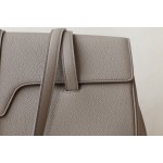 𝐂𝐞𝐥𝐢𝐧𝐞 soft 16 large soft bag in smooth calfskin