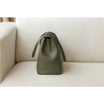 𝐂𝐞𝐥𝐢𝐧𝐞 soft 16 large soft bag in smooth calfskin