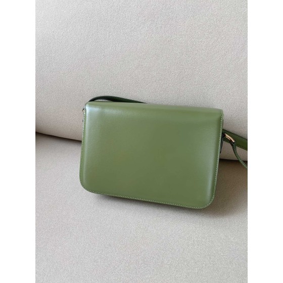 𝐂𝐞𝐥𝐢𝐧𝐞 Triomphe Medium 22.5cm