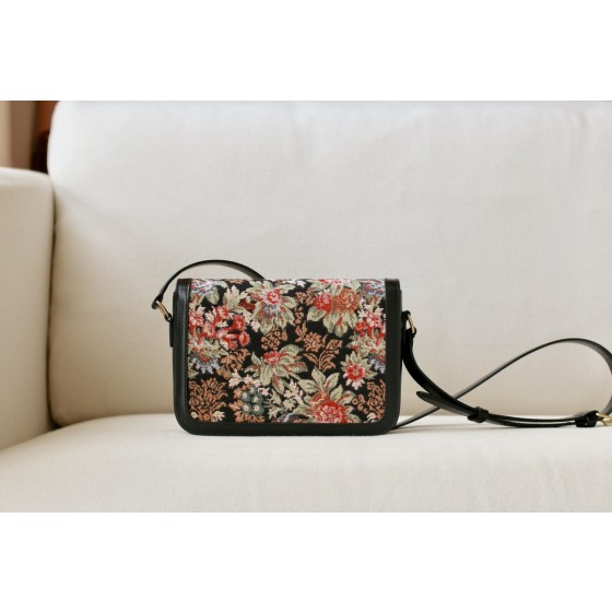 𝐂𝐞𝐥𝐢𝐧𝐞 Triomphe Medium 22.5cm