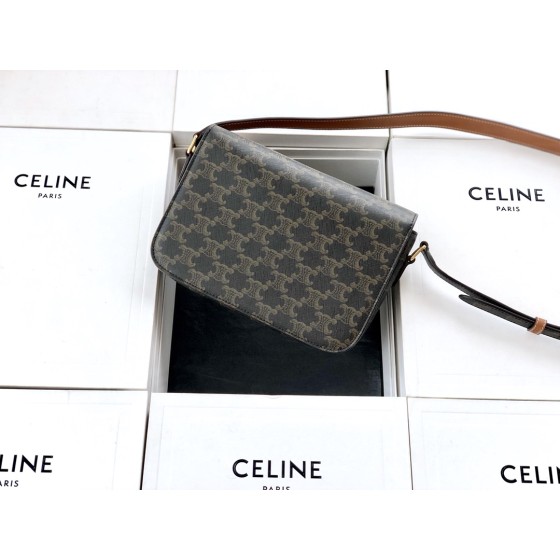 𝐂𝐞𝐥𝐢𝐧𝐞 Triomphe Medium 22.5cm