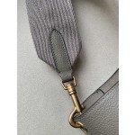 𝐂𝐞𝐥𝐢𝐧𝐞 SANGLE BUCKET bucket bag in soft grained calfskin