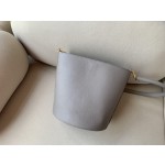 𝐂𝐞𝐥𝐢𝐧𝐞 BUCKET 16 bucket bag in smooth calfskin