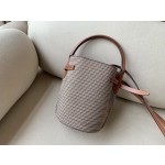 𝐂𝐞𝐥𝐢𝐧𝐞 BUCKET MAILL𝐂𝐞𝐥𝐢𝐧𝐞 BIG BAG NANO bucket bag in tweed and smooth calfskin