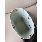 𝐂𝐞𝐥𝐢𝐧𝐞 SANGLE BUCKET Small wide striped fabric bucket bag