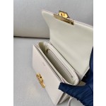 𝐂𝐞𝐥𝐢𝐧𝐞 Triomphe teen 18.5cm