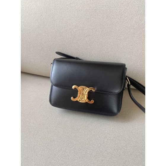 𝐂𝐞𝐥𝐢𝐧𝐞 Triomphe teen 18.5cm