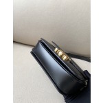 𝐂𝐞𝐥𝐢𝐧𝐞 Triomphe teen 18.5cm