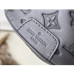 𝐋𝐎𝐔𝐈𝐒 𝐕𝐔𝐈𝐓𝐓𝐎𝐍  M46036 Discovery pocket