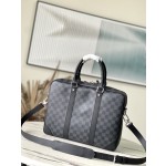 𝐋𝐎𝐔𝐈𝐒 𝐕𝐔𝐈𝐓𝐓𝐎𝐍 N40445 Voyage Small Briefcase