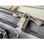 𝐋𝐎𝐔𝐈𝐒 𝐕𝐔𝐈𝐓𝐓𝐎𝐍 N40445 Voyage Small Briefcase