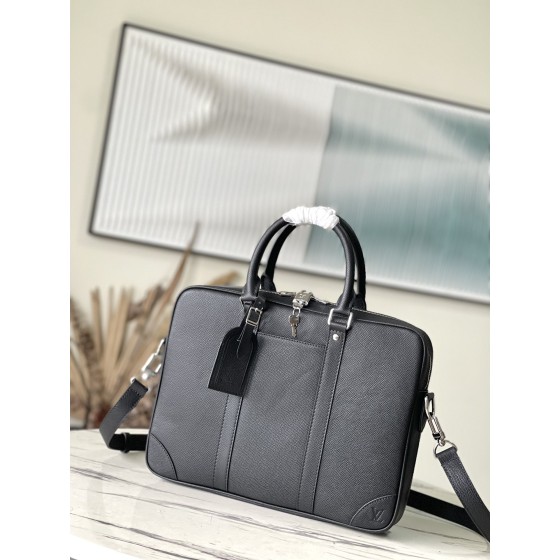 𝐋𝐎𝐔𝐈𝐒 𝐕𝐔𝐈𝐓𝐓𝐎𝐍 M30925 cross pattern This Voyage