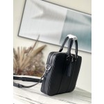 𝐋𝐎𝐔𝐈𝐒 𝐕𝐔𝐈𝐓𝐓𝐎𝐍 M30925 cross pattern This Voyage