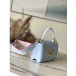 𝐋𝐎𝐔𝐈𝐒 𝐕𝐔𝐈𝐓𝐓𝐎𝐍 M22515 Twist Small Bag