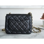 𝐂𝐇𝐀𝐍𝐄𝐋 Classic Flap Italy 🇮🇹 "𝗚𝗥" Original Lambskin 🐑 Classic Mouth Flap Bag Gold Buckle Black Square Fat 🔆