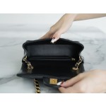 𝐂𝐇𝐀𝐍𝐄𝐋 Classic Flap Italy 🇮🇹 "𝗚𝗥" Original Lambskin 🐑 Classic Mouth Flap Bag Gold Buckle Black Large 𝒎𝒊𝒏𝒊🔆