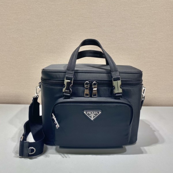 𝐏𝐑𝐀𝐃𝐀 2UP012 Cosmetic Crossbody Bag