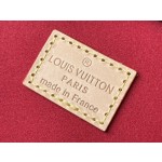 𝐋𝐎𝐔𝐈𝐒 𝐕𝐔𝐈𝐓𝐓𝐎𝐍  M20037 Red This jewelry box is decorated with a simple and elegant Monogram canvas bag