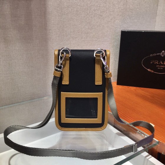 𝐏𝐑𝐀𝐃𝐀𝐀 New cell phone bag