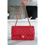 𝐂𝐇𝐀𝐍𝐄𝐋 Classic Flap Italy 🇮🇹 "𝗚𝗥" original lambskin 🐑 classic flap bag gold buckle medium big red