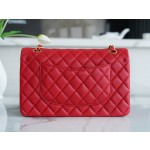 𝐂𝐇𝐀𝐍𝐄𝐋 Classic Flap Italy 🇮🇹 "𝗚𝗥" original lambskin 🐑 classic flap bag gold buckle medium big red