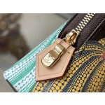 𝐋𝐎𝐔𝐈𝐒 𝐕𝐔𝐈𝐓𝐓𝐎𝐍      M46472