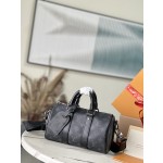 𝐋𝐎𝐔𝐈𝐒 𝐕𝐔𝐈𝐓𝐓𝐎𝐍   M46271