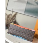 𝐋𝐎𝐔𝐈𝐒 𝐕𝐔𝐈𝐓𝐓𝐎𝐍   M46466 ONTHEGO