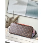 𝐋𝐎𝐔𝐈𝐒 𝐕𝐔𝐈𝐓𝐓𝐎𝐍  M46468