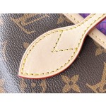 𝐋𝐎𝐔𝐈𝐒 𝐕𝐔𝐈𝐓𝐓𝐎𝐍  M46468