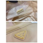 𝐏𝐑𝐀𝐃𝐀 Classic model 1BH038