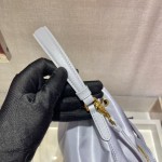 𝐏𝐑𝐀𝐃𝐀 Classic model 1BH038