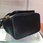 𝐏𝐑𝐀𝐃𝐀 Classic model 1BH097